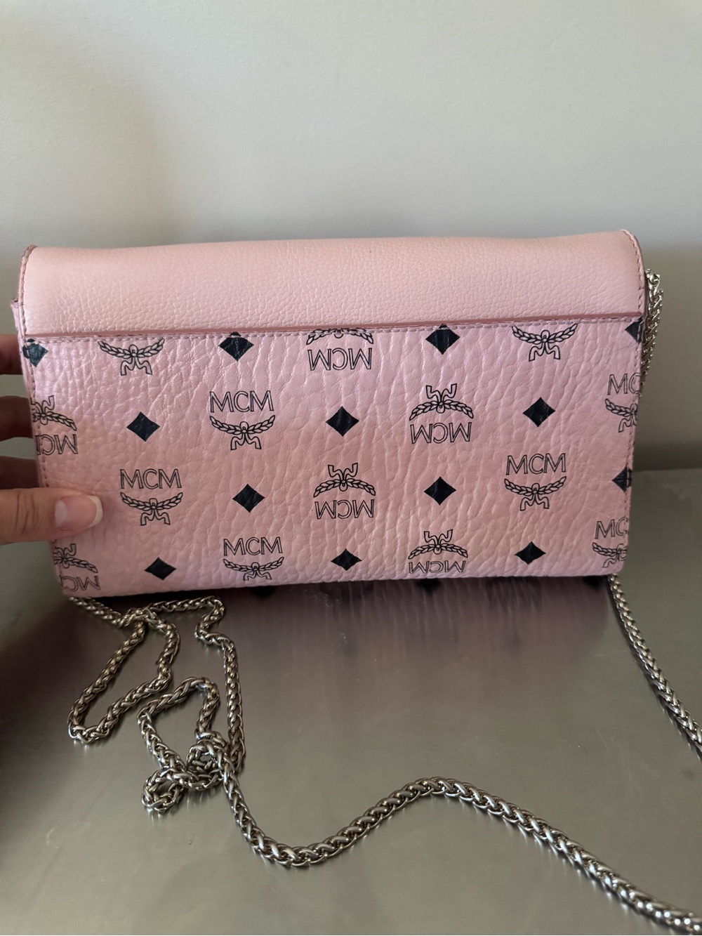 MCM Pink Visetos Leather Crossbody with Gold-Tone Lock - Picture 2 of 8